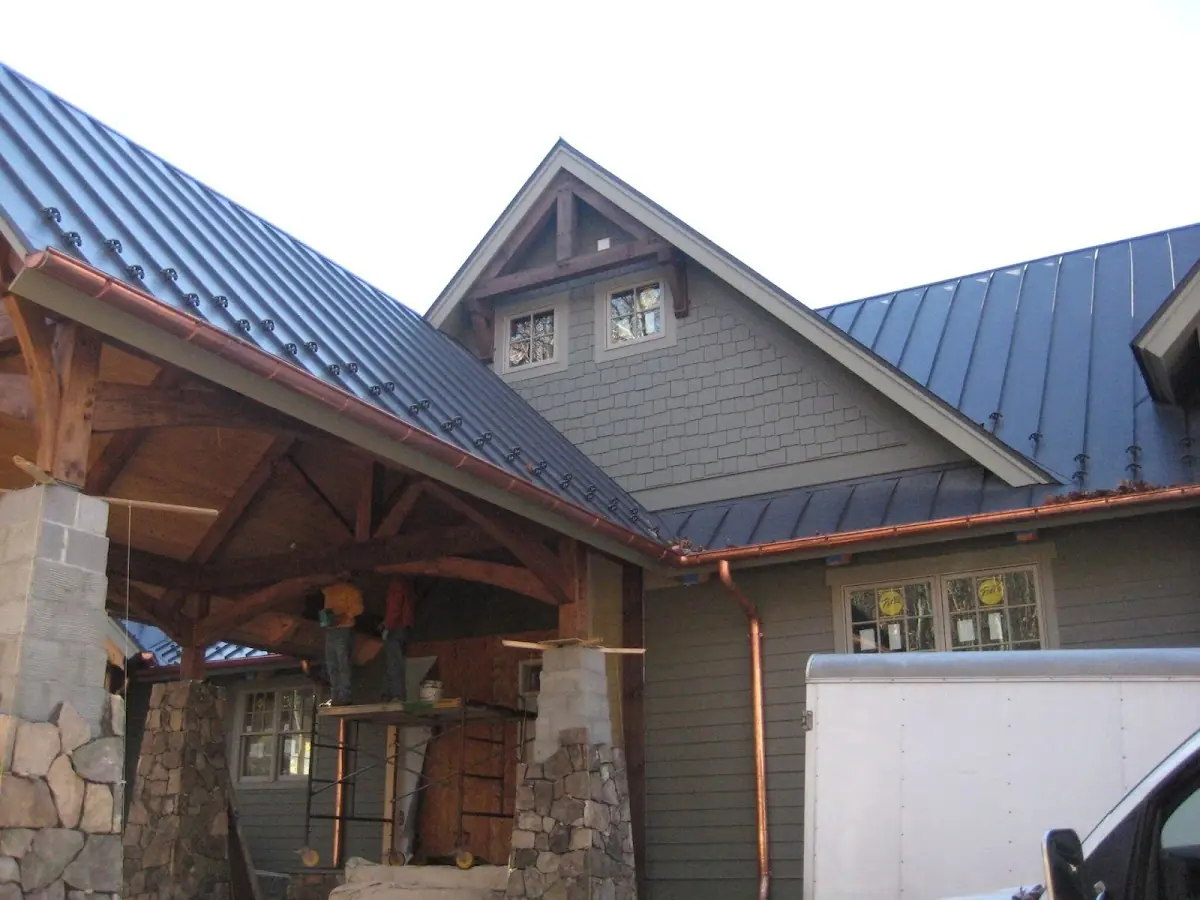 Craftsman Roofing team delivering quality roofing work in McKee